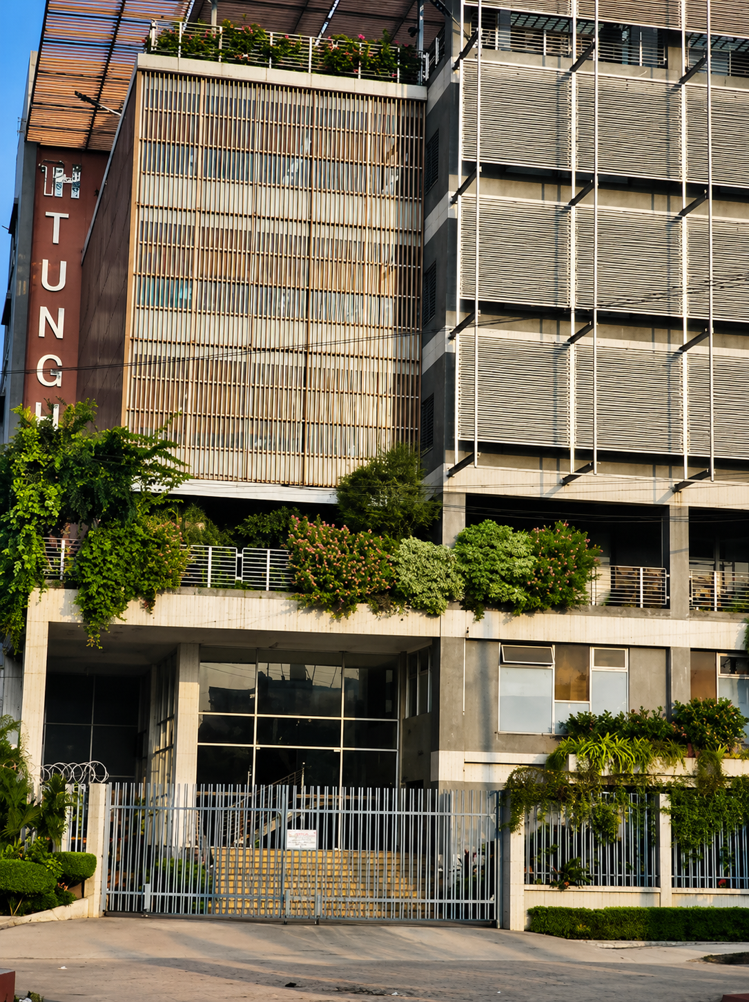 Tung Hing BD Manufactory